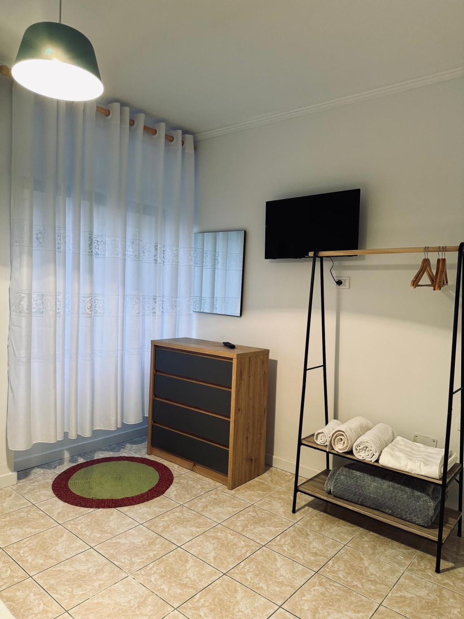 Hi5 Rooms تيرانا المظهر الخارجي الصورة