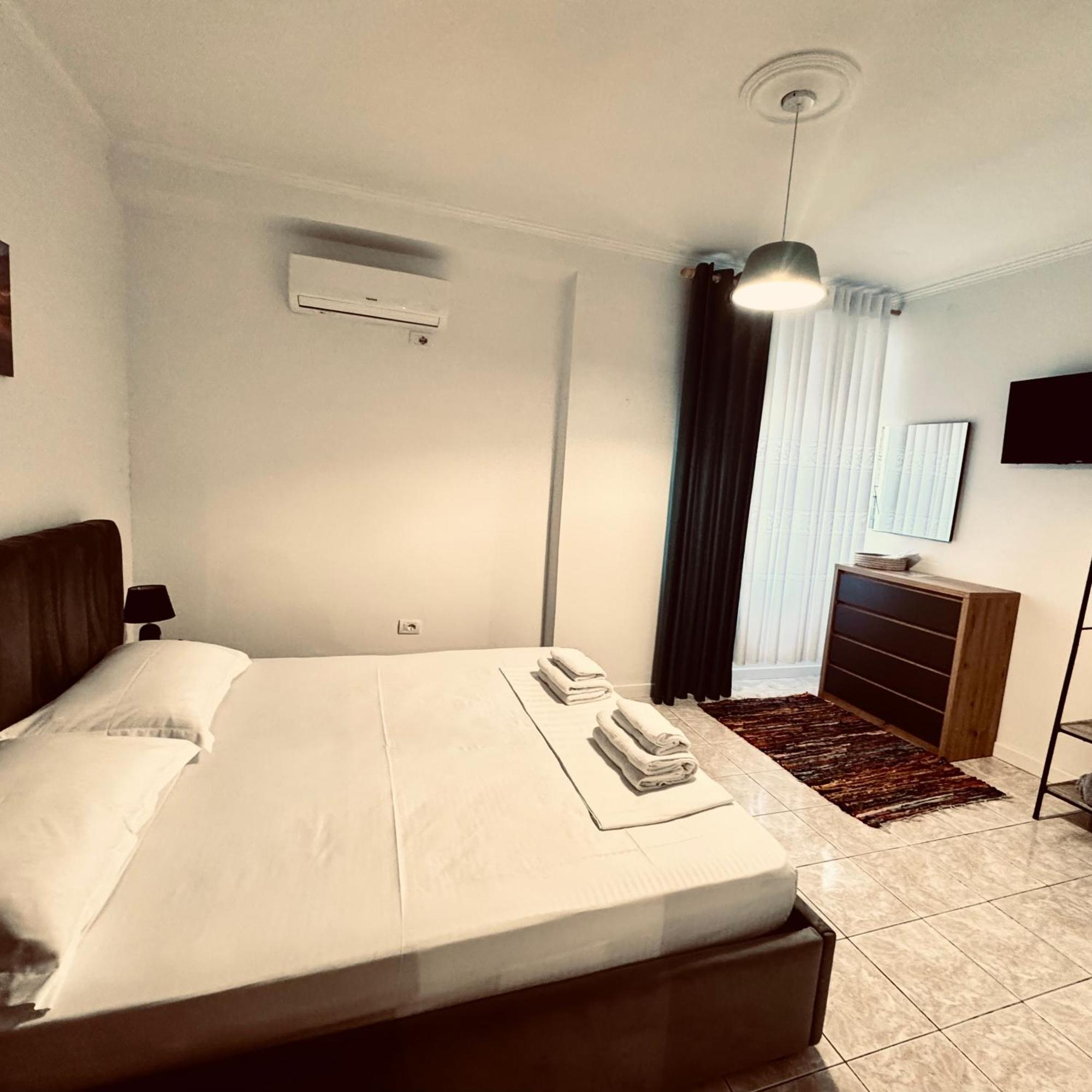 Hi5 Rooms تيرانا المظهر الخارجي الصورة